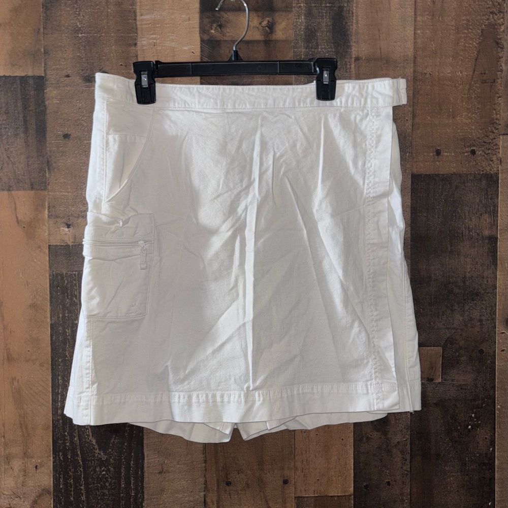 Women’s Sz 18 Woolrich White Utility Skort with Side Cargo Pocket New